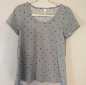 Lularoe classic tee xs